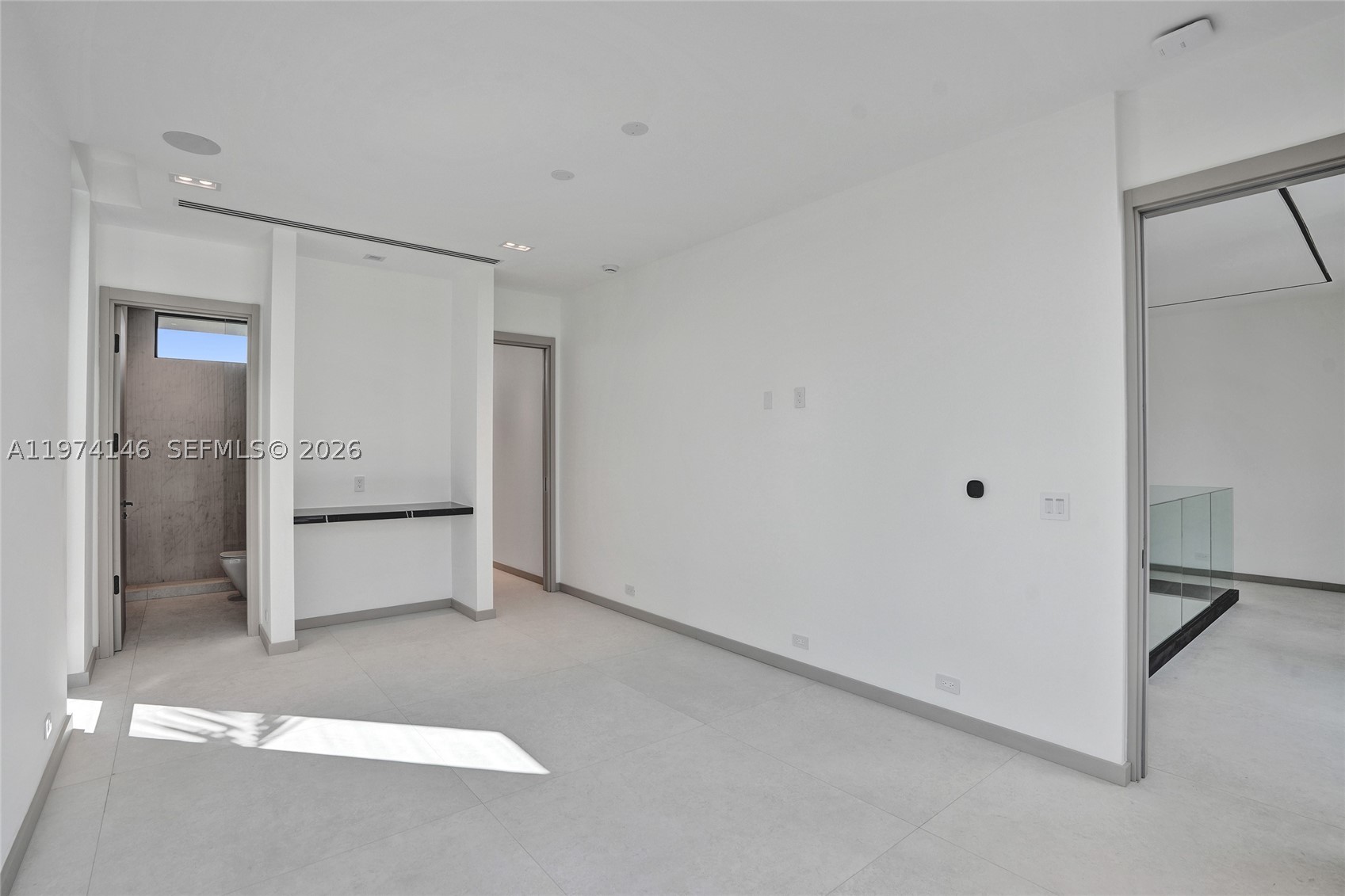 RIVER BAY PARK ADDN - Residential
