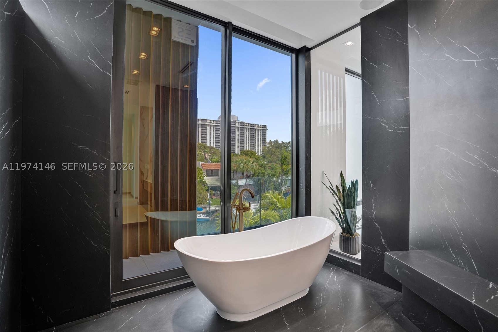 RIVER BAY PARK ADDN - Residential
