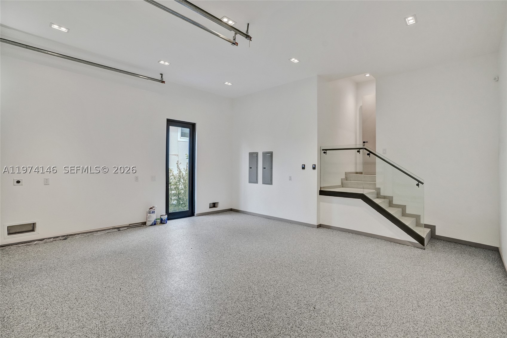 RIVER BAY PARK ADDN - Residential