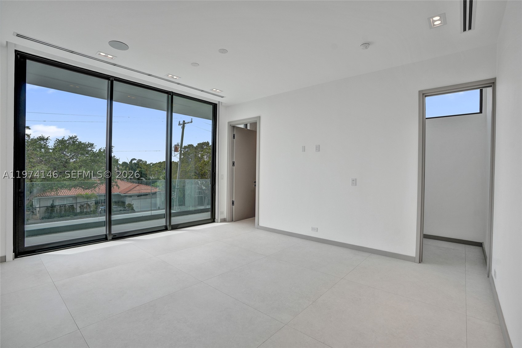 RIVER BAY PARK ADDN - Residential