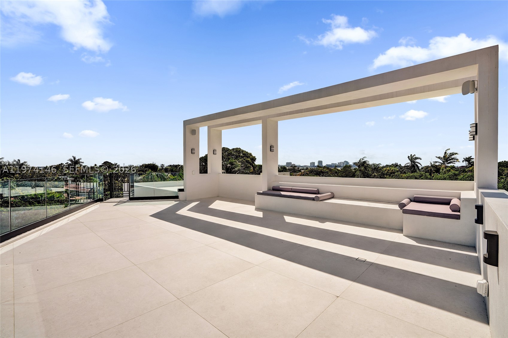 RIVER BAY PARK ADDN - Residential