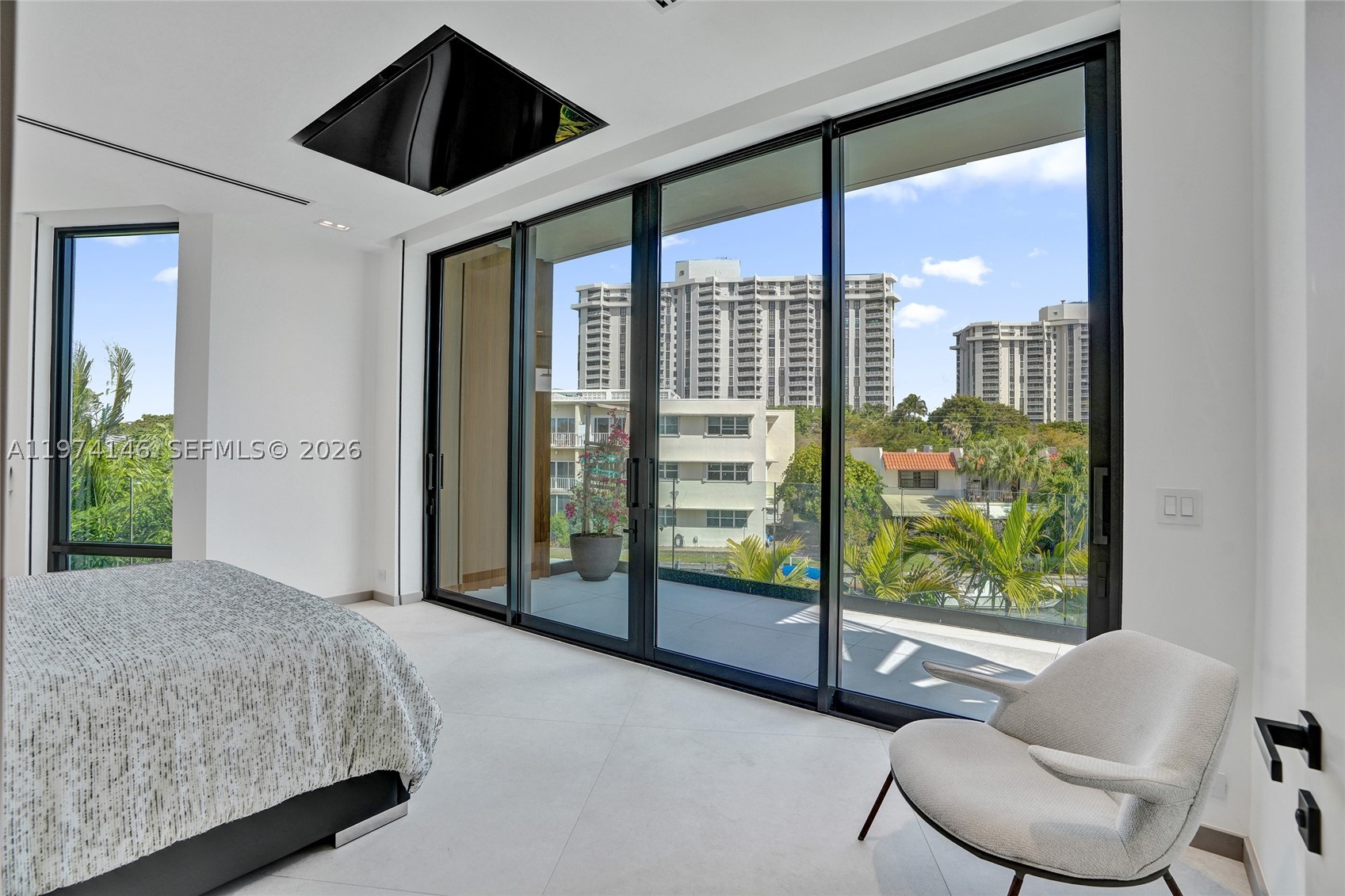 RIVER BAY PARK ADDN - Residential