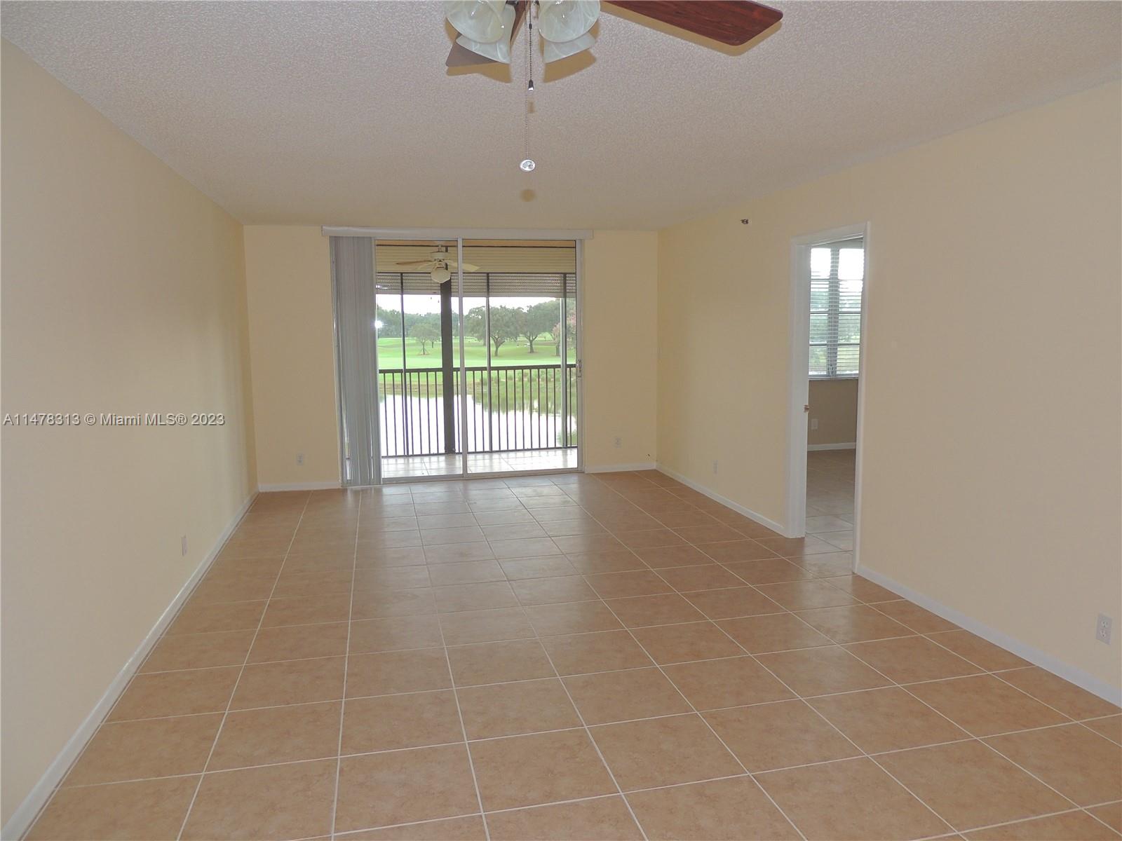 ROLLING HILLS GOLF AND - Residential Lease