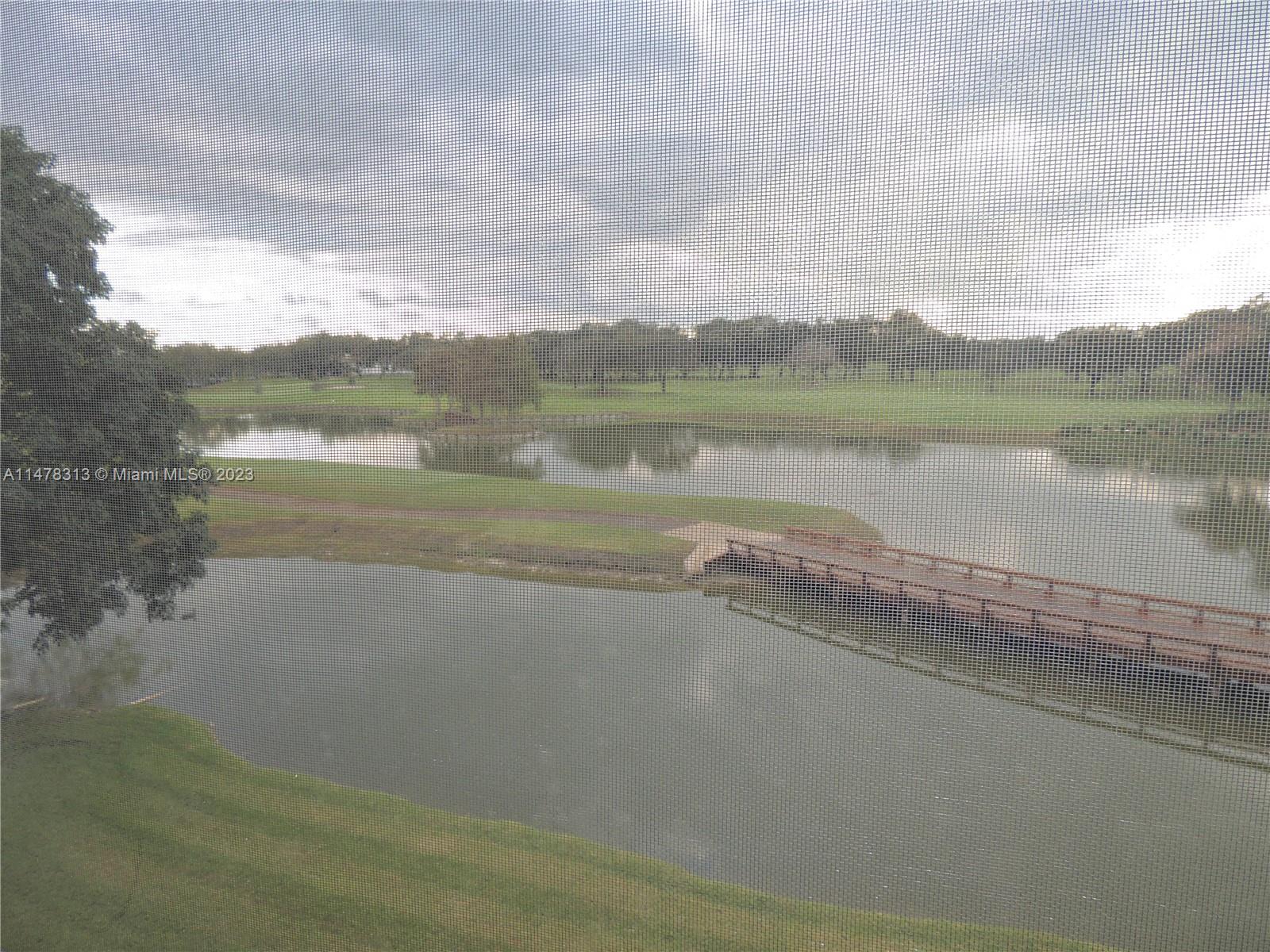 ROLLING HILLS GOLF AND - Residential Lease