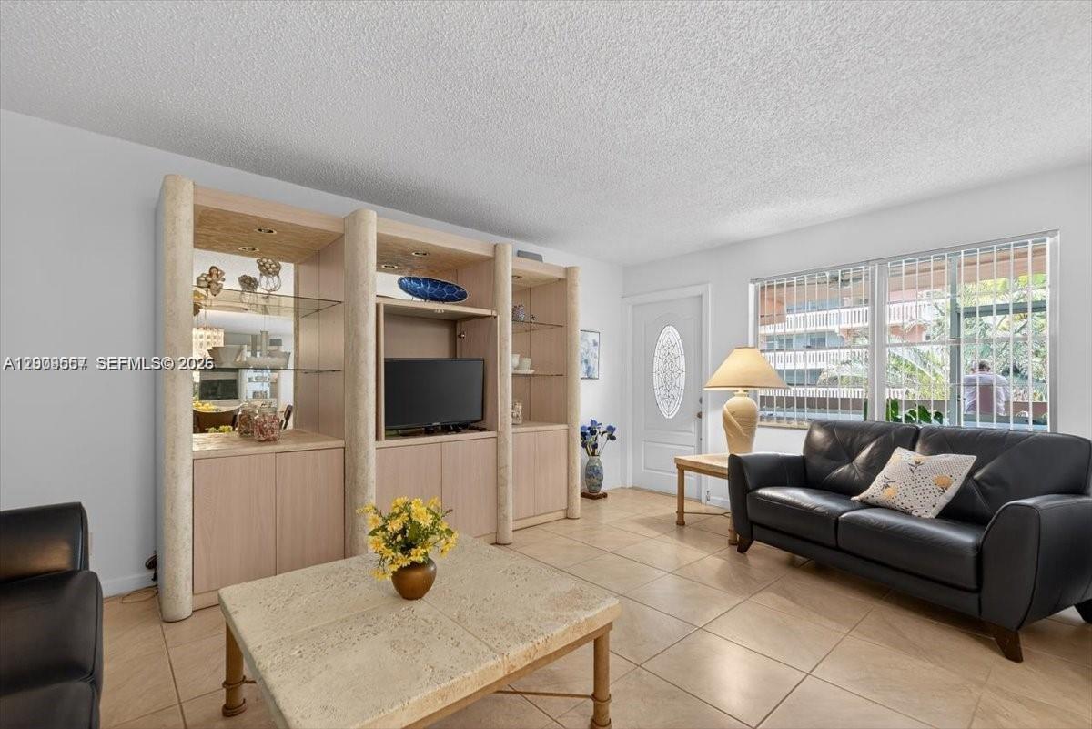 ELDORADO PLAZA WEST CONDO - Residential