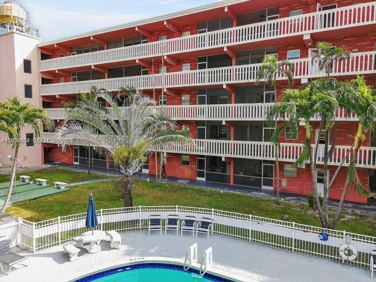 ELDORADO PLAZA WEST CONDO - Residential