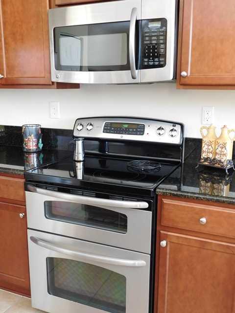 ENCLAVE AT BLACK POINT MA - Residential