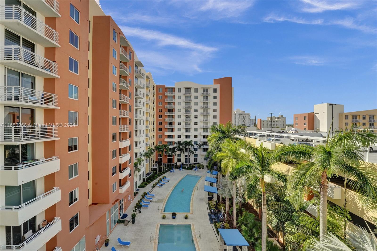 VENTURE AT AVENTURA EAST - Residential