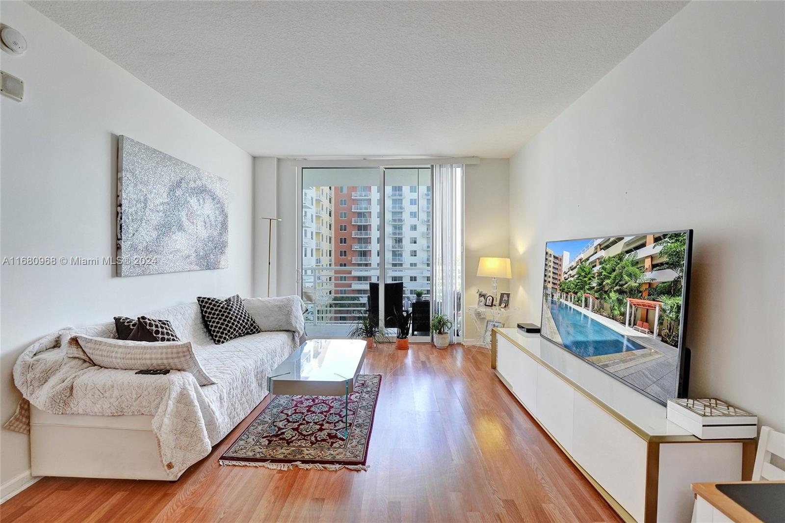 VENTURE AT AVENTURA EAST - Residential