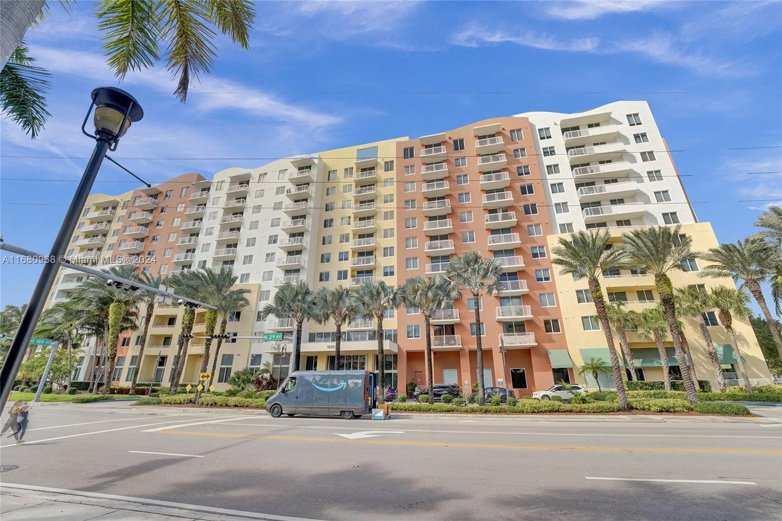 VENTURE AT AVENTURA EAST - Residential