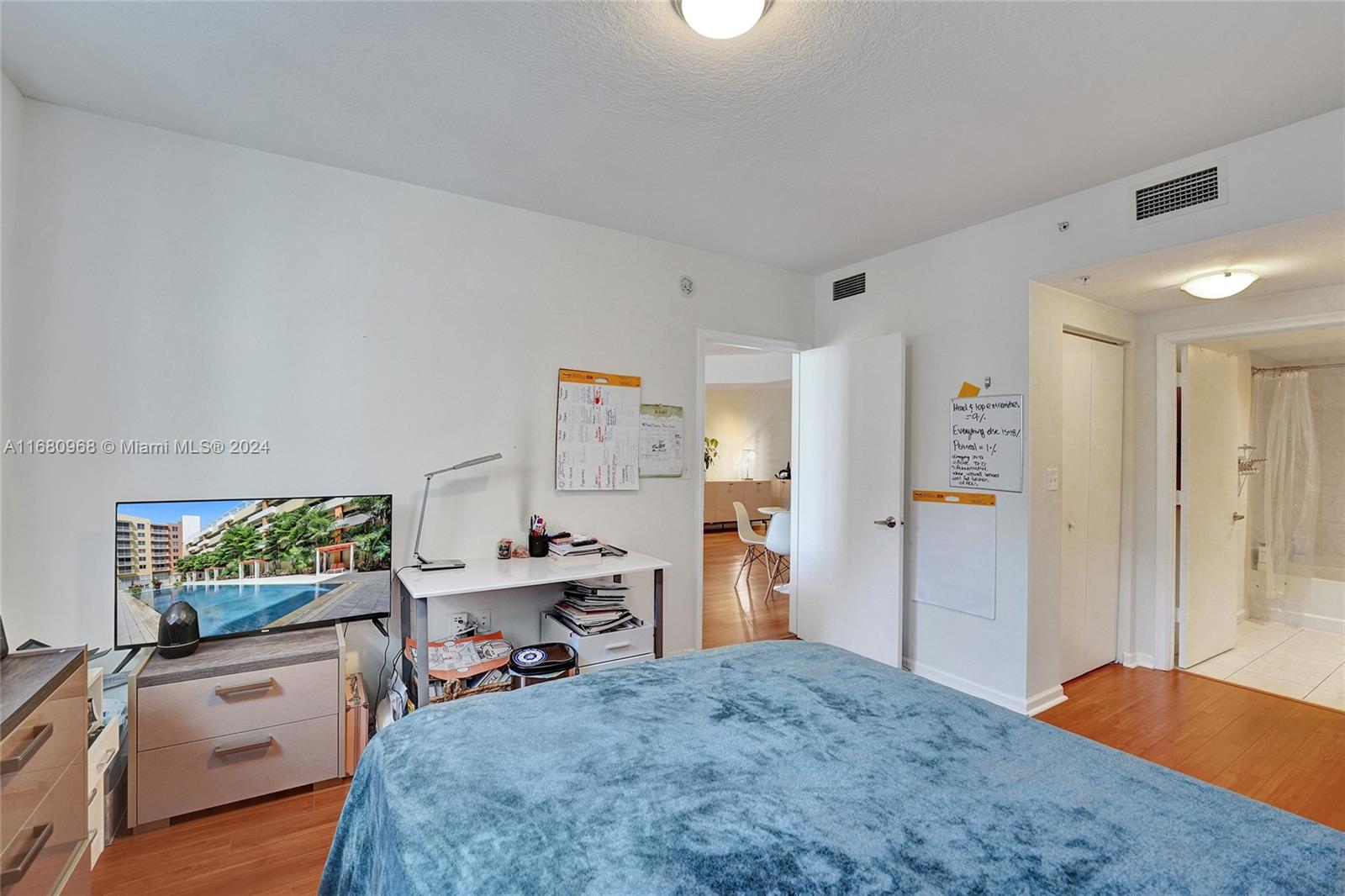VENTURE AT AVENTURA EAST - Residential