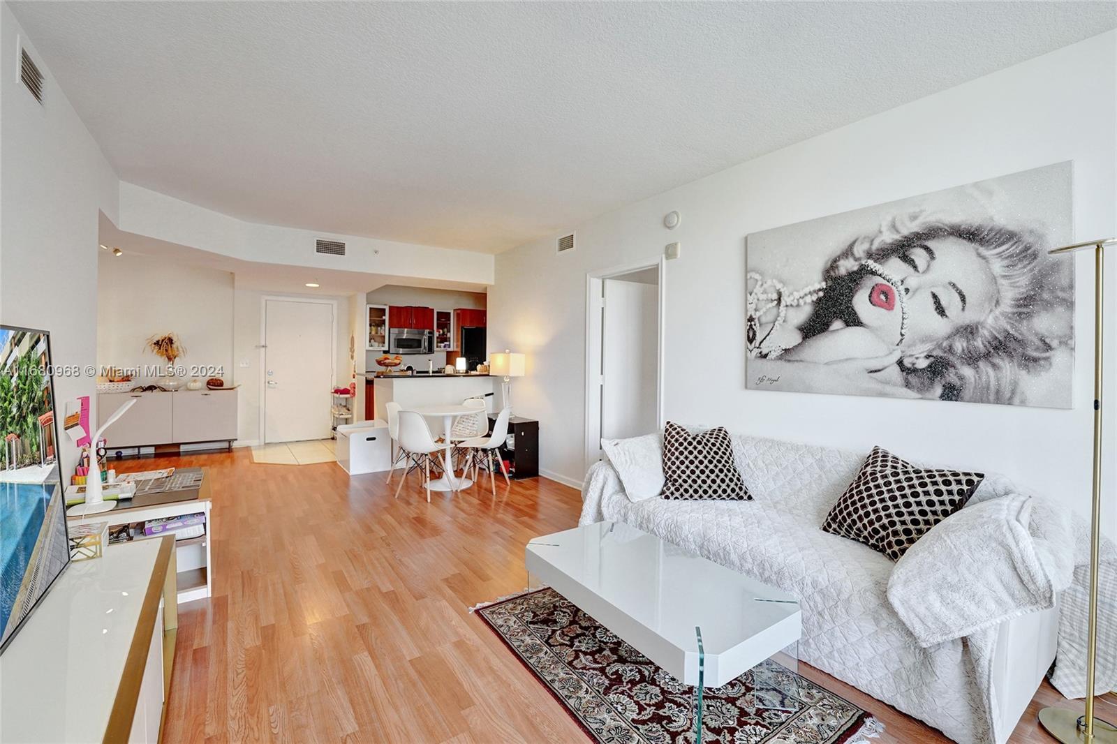 VENTURE AT AVENTURA EAST - Residential