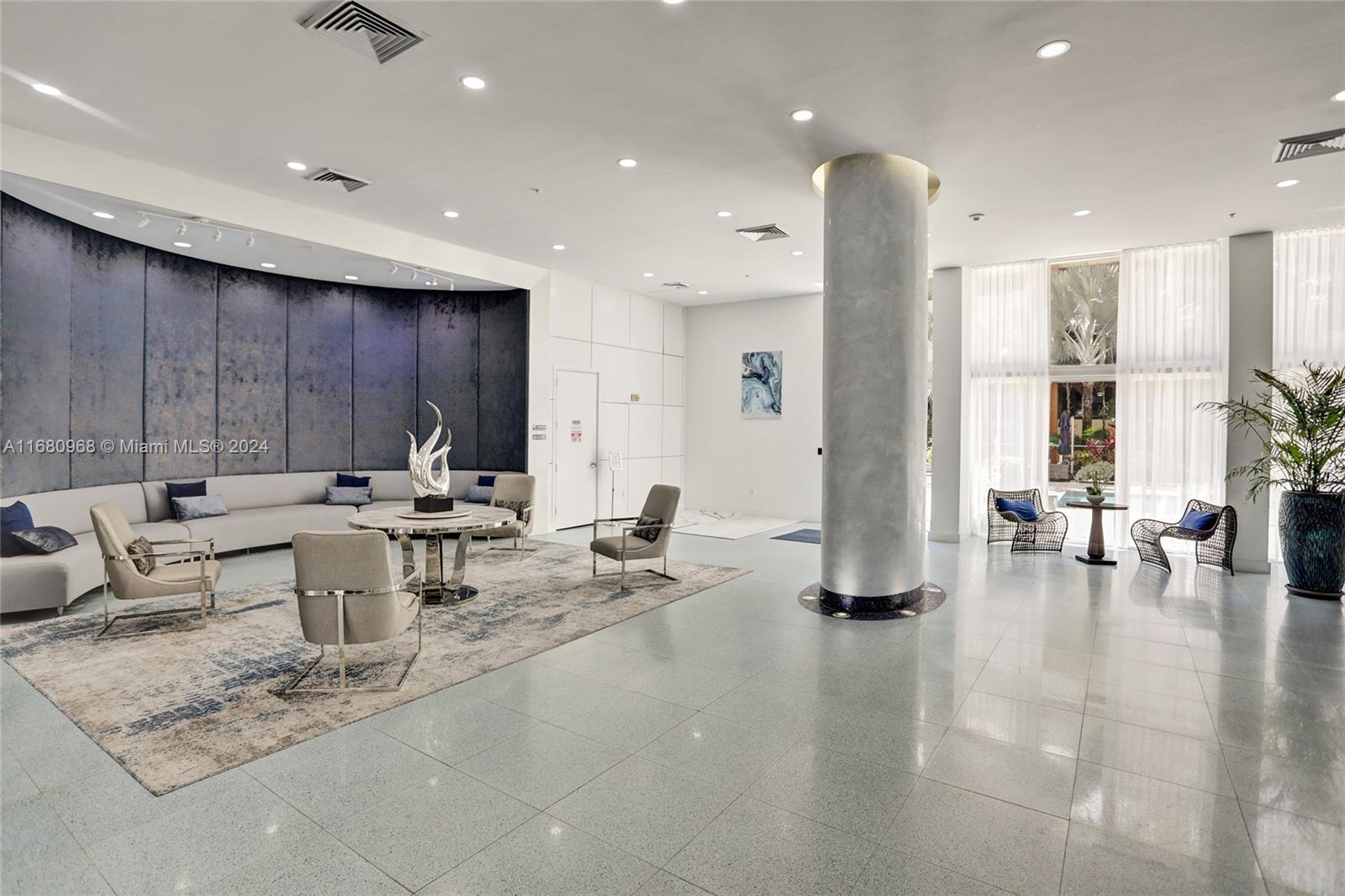 VENTURE AT AVENTURA EAST - Residential