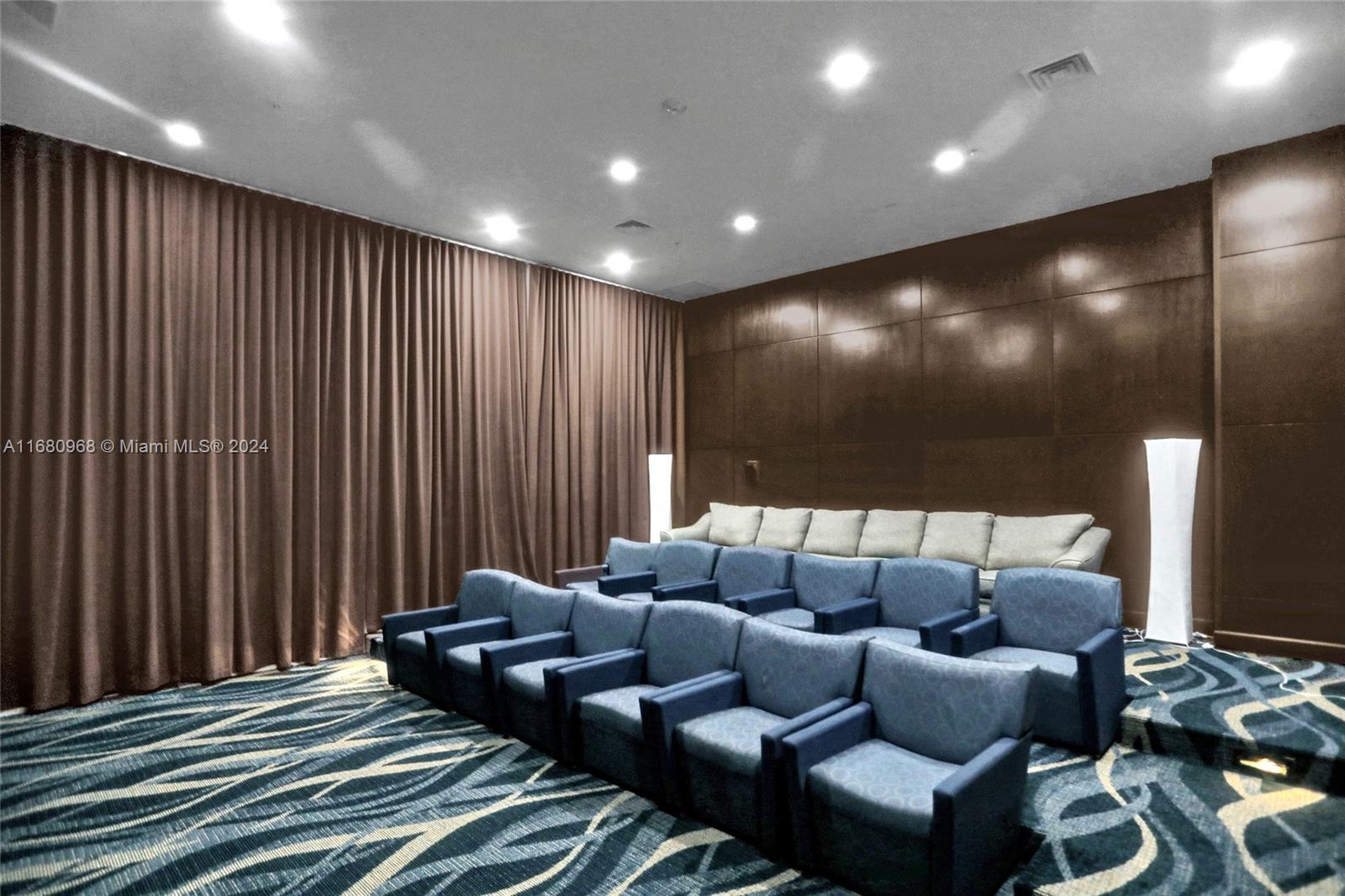 VENTURE AT AVENTURA EAST - Residential