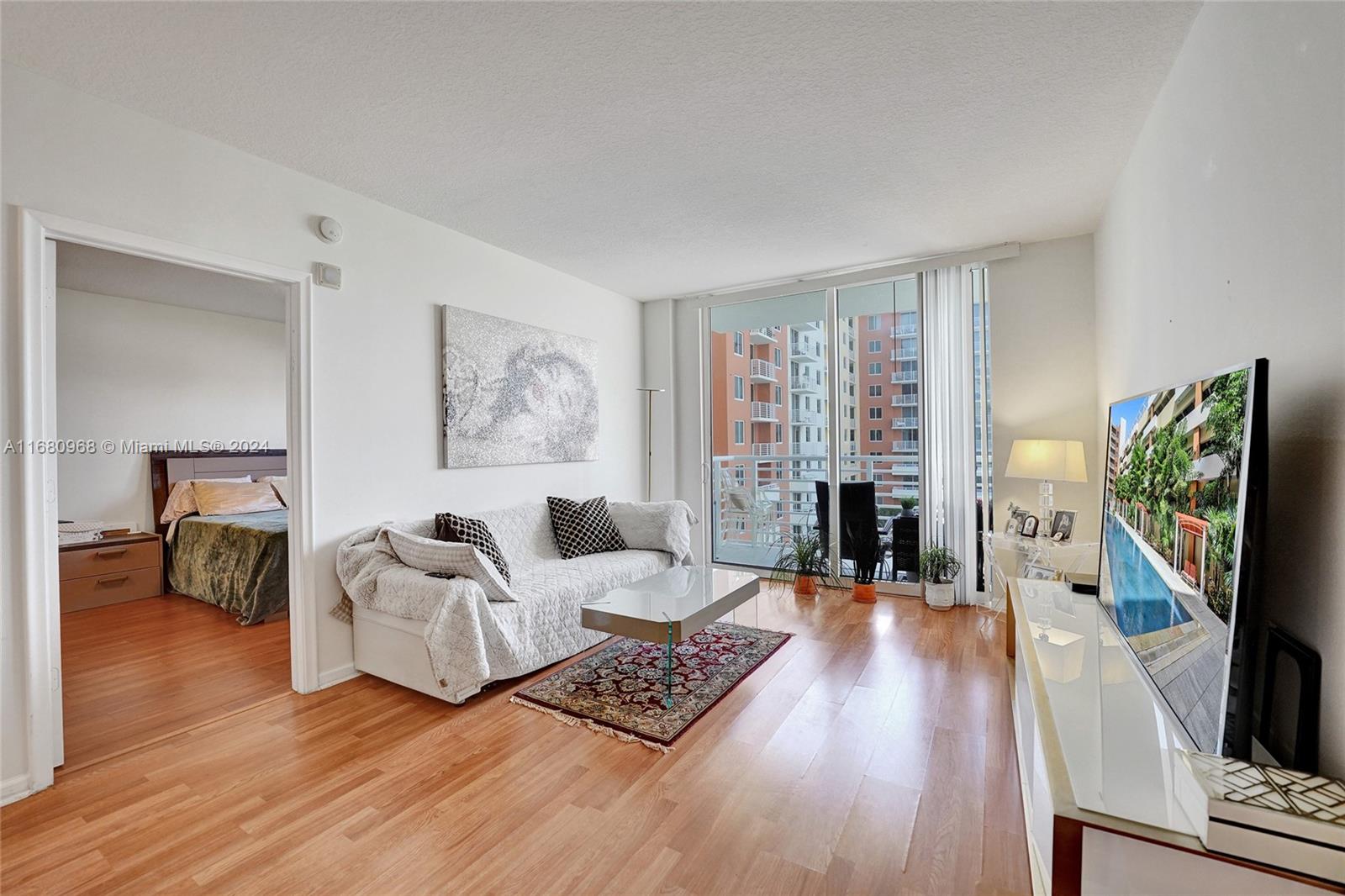 VENTURE AT AVENTURA EAST - Residential