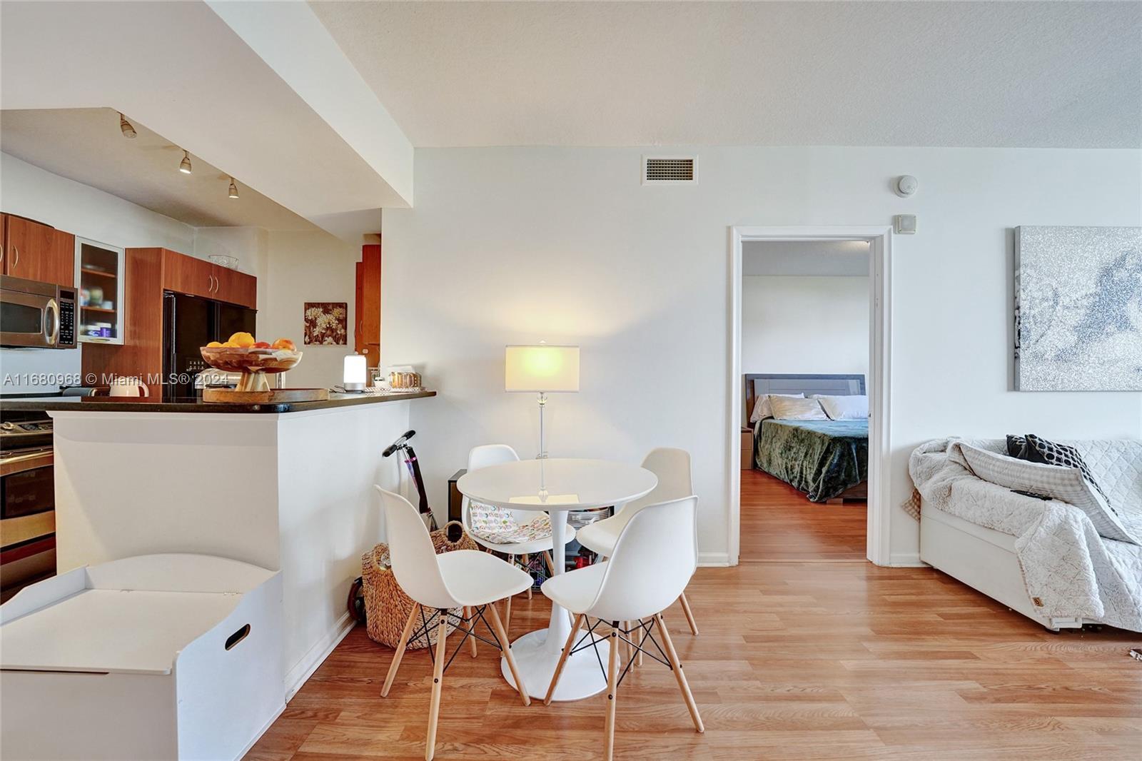 VENTURE AT AVENTURA EAST - Residential