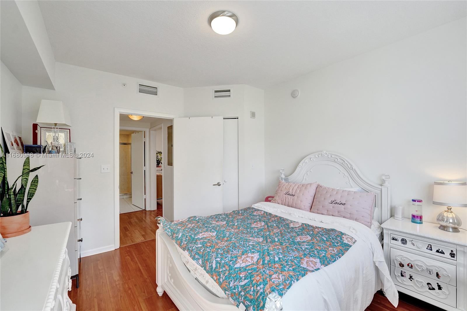 VENTURE AT AVENTURA EAST - Residential