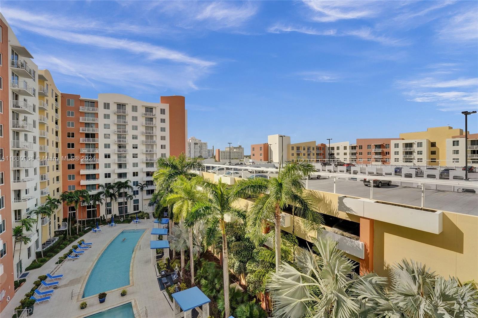 VENTURE AT AVENTURA EAST - Residential
