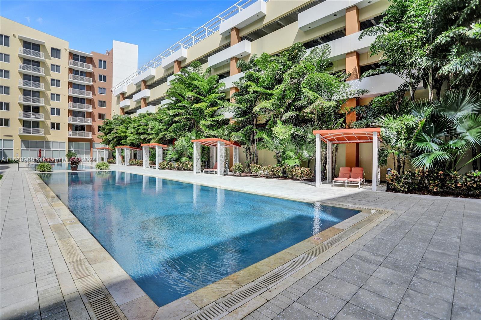 VENTURE AT AVENTURA EAST - Residential