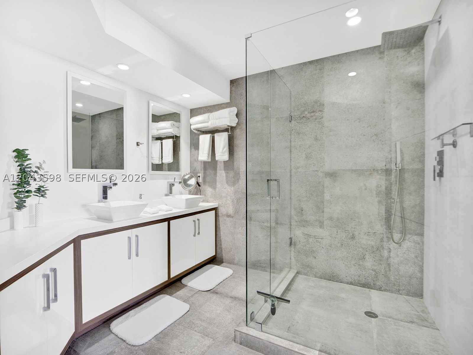 ONE TEQUESTA POINT CONDO - Residential