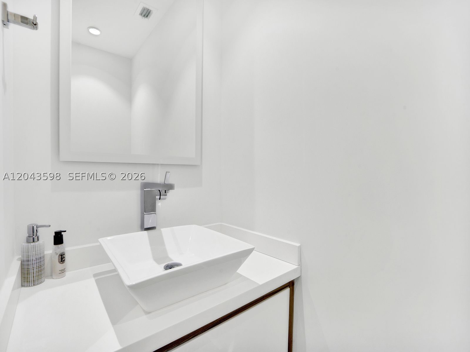 ONE TEQUESTA POINT CONDO - Residential