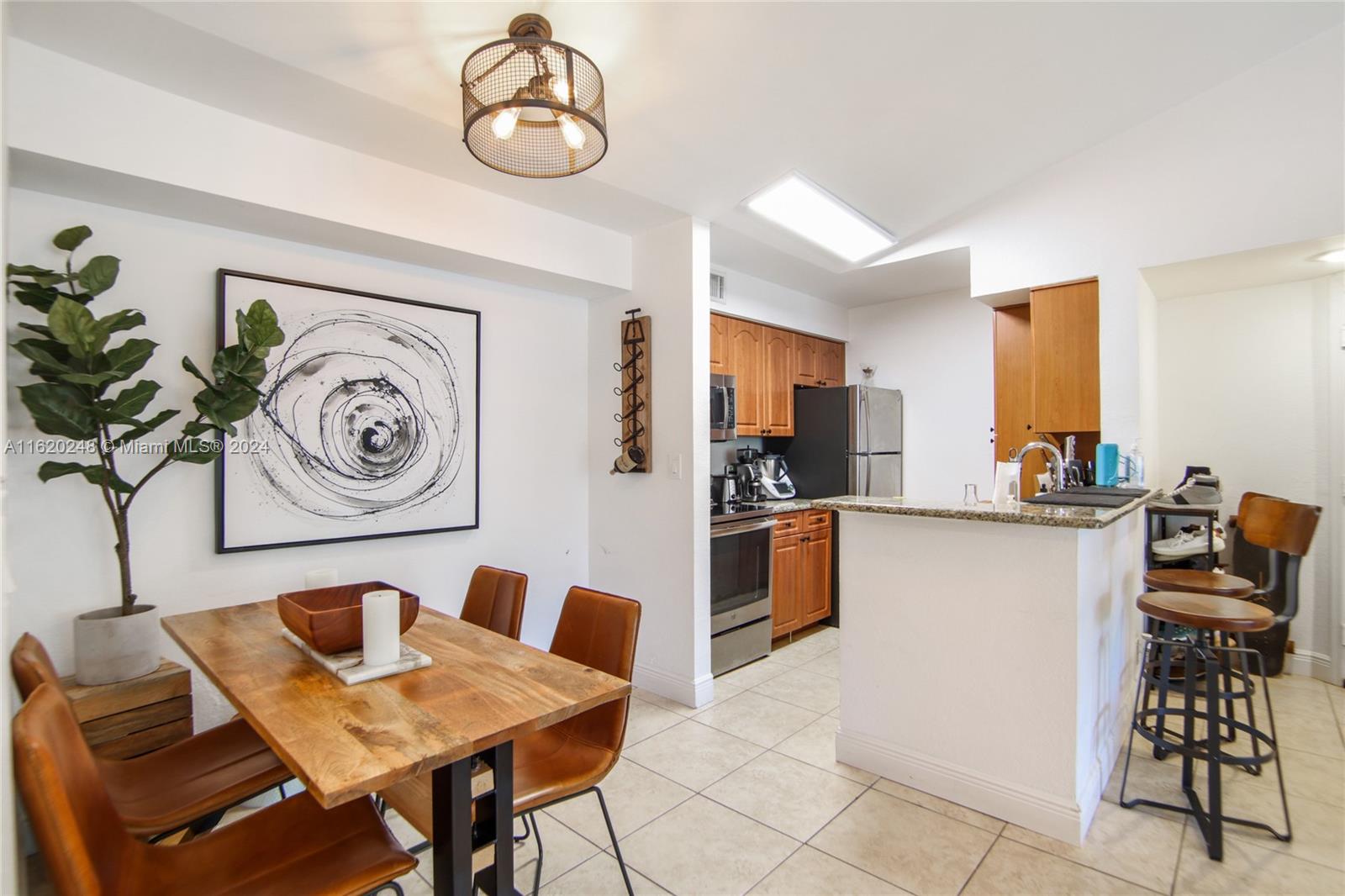 SUNDANCE AT DAVIE CONDO - Residential Lease