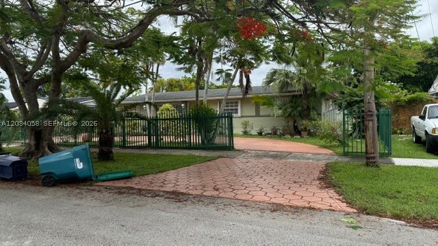 WESTWOOD ESTATES 1ST ADDN - Residential