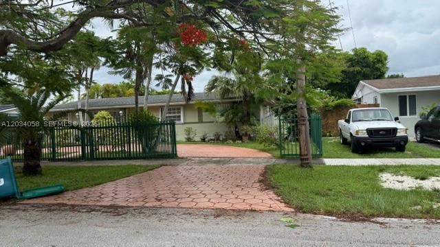 WESTWOOD ESTATES 1ST ADDN - Residential