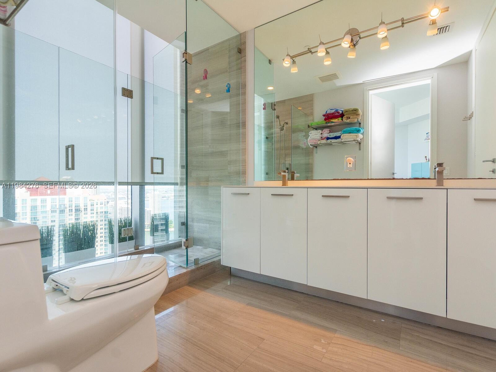 BRICKELLHOUSE CONDO - Residential