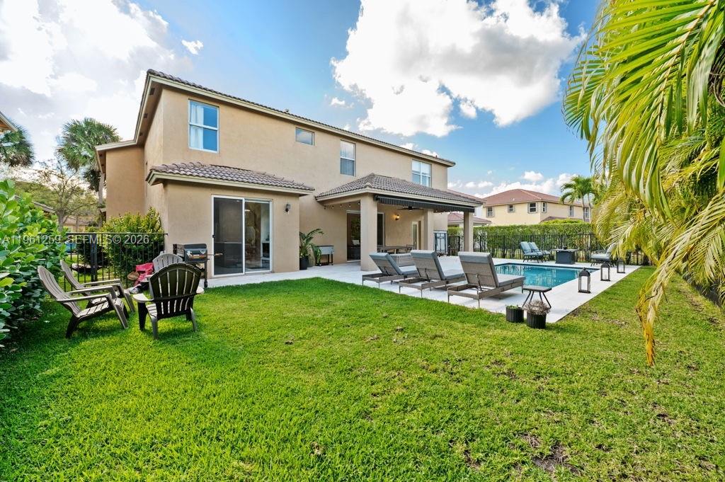 ISLES AT WESTON - Residential