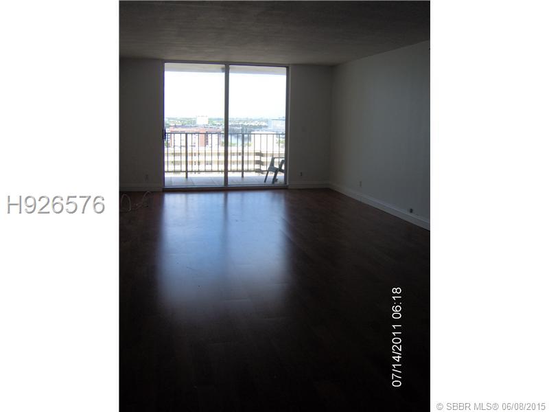 LA MER ESTATES SOUTH COND - Residential Lease