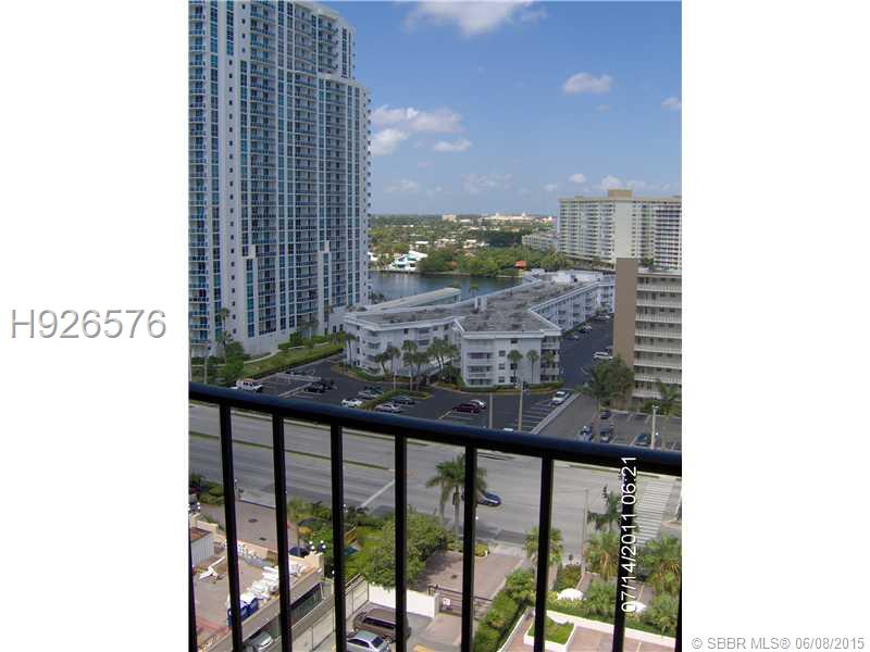 LA MER ESTATES SOUTH COND - Residential Lease