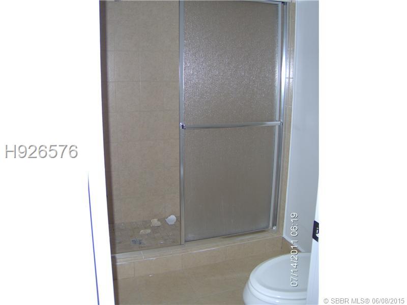 LA MER ESTATES SOUTH COND - Residential Lease