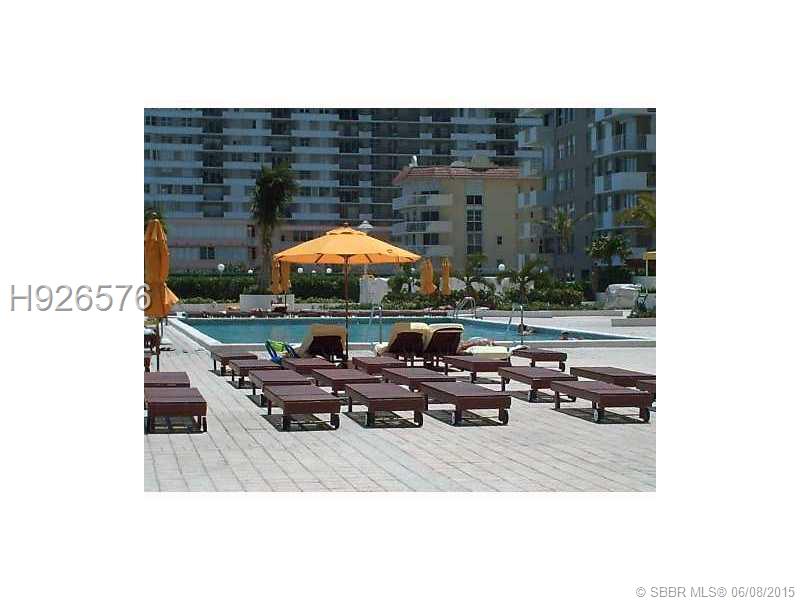 LA MER ESTATES SOUTH COND - Residential Lease