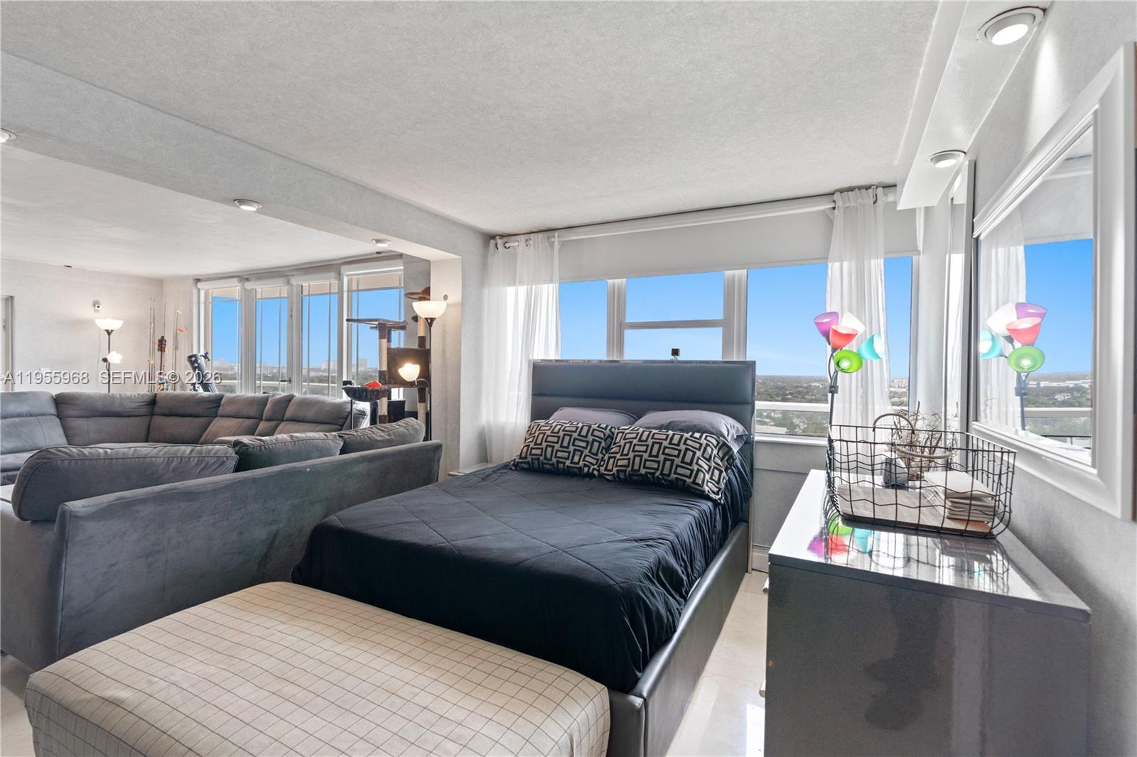BUCKLEY TOWERS CONDO - EA - Residential