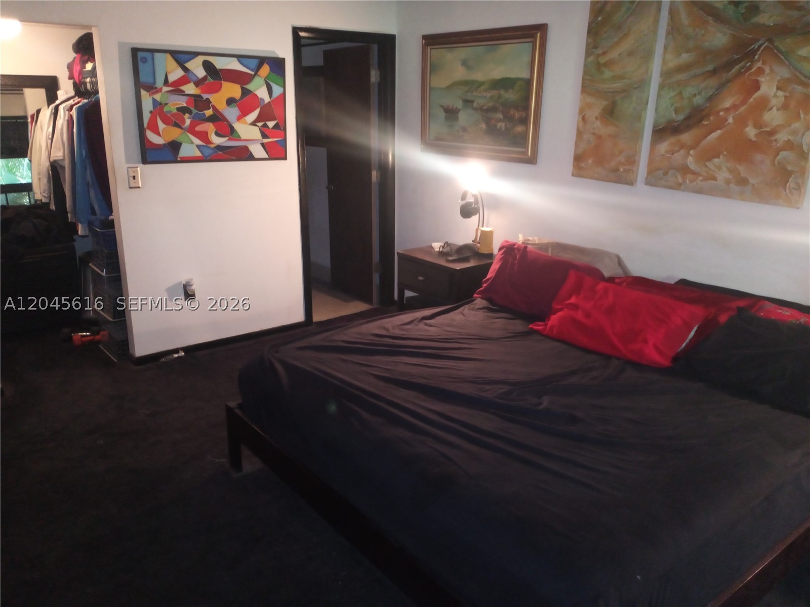 INVERWOOD CONDO - Residential