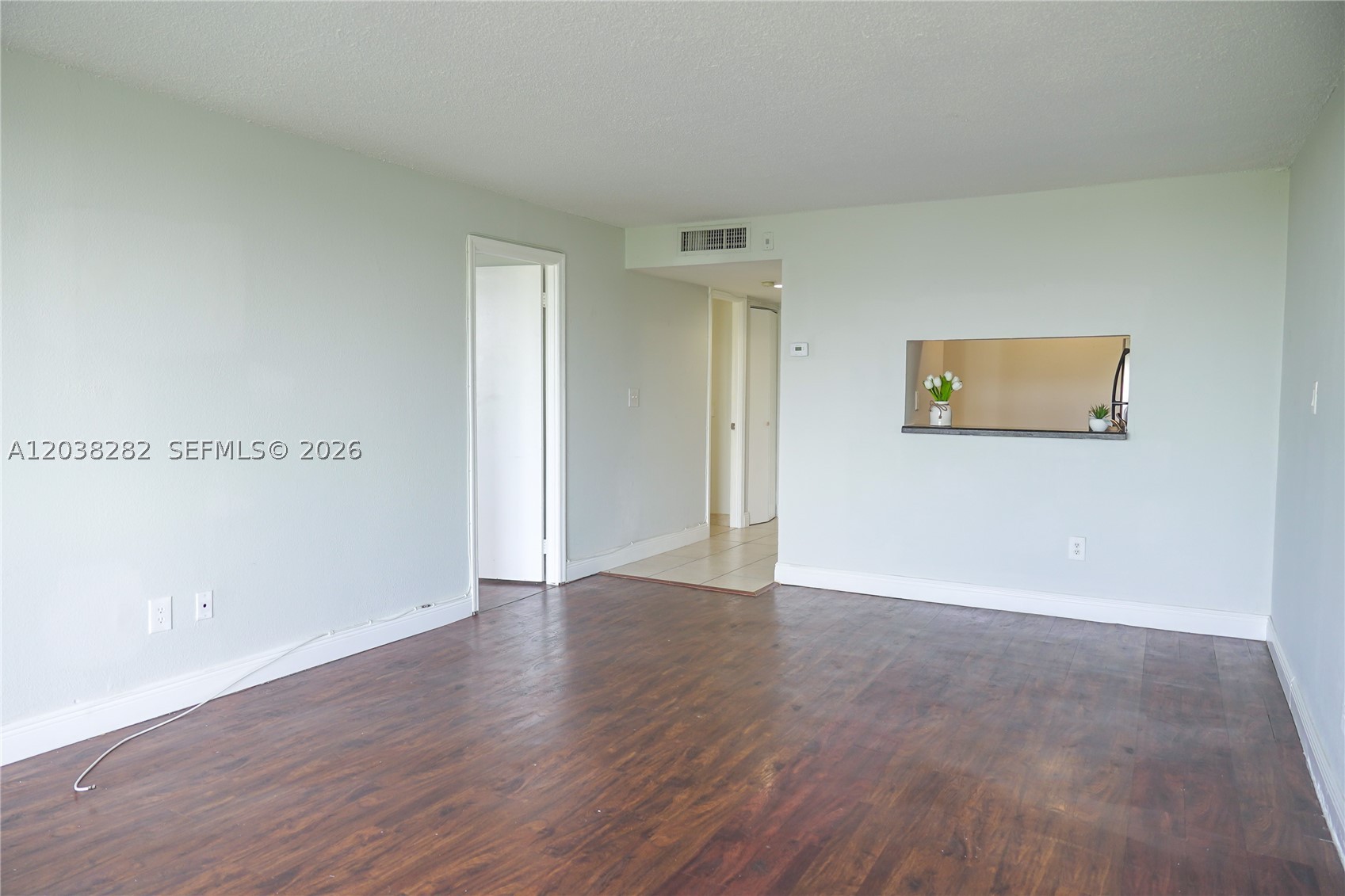 MONTECARLO CONDO - Residential Lease