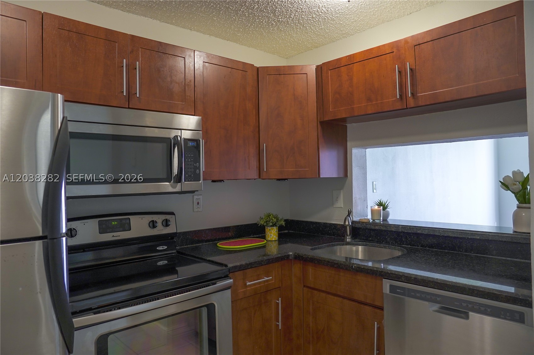 MONTECARLO CONDO - Residential Lease