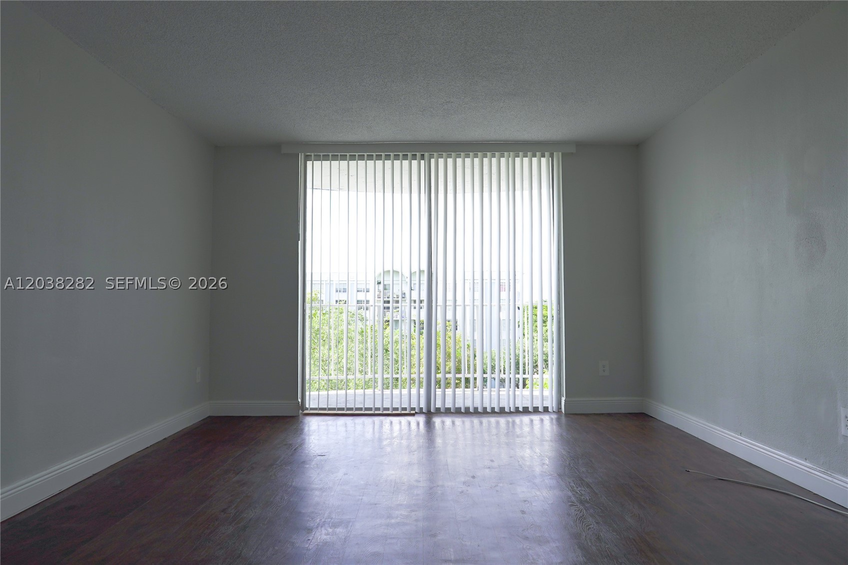 MONTECARLO CONDO - Residential Lease