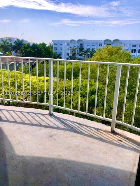 MONTECARLO CONDO - Residential Lease