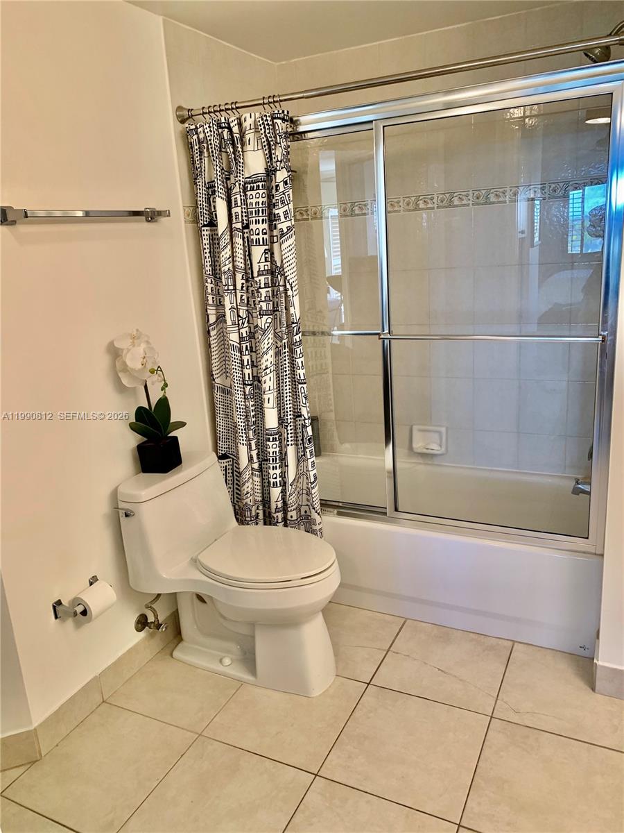 ST TROPEZ CONDO - Residential Lease