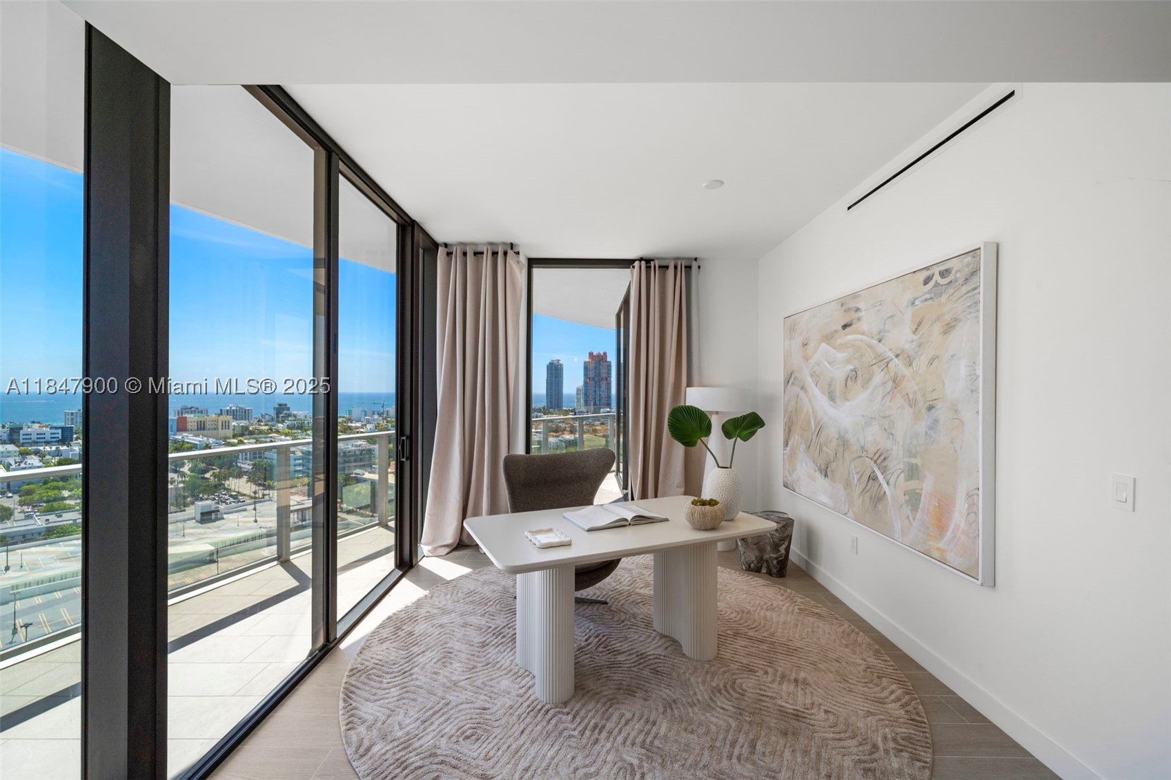 FIVE PARK - Residential