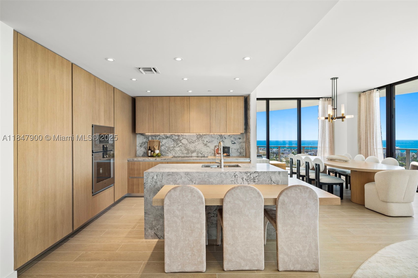 FIVE PARK - Residential