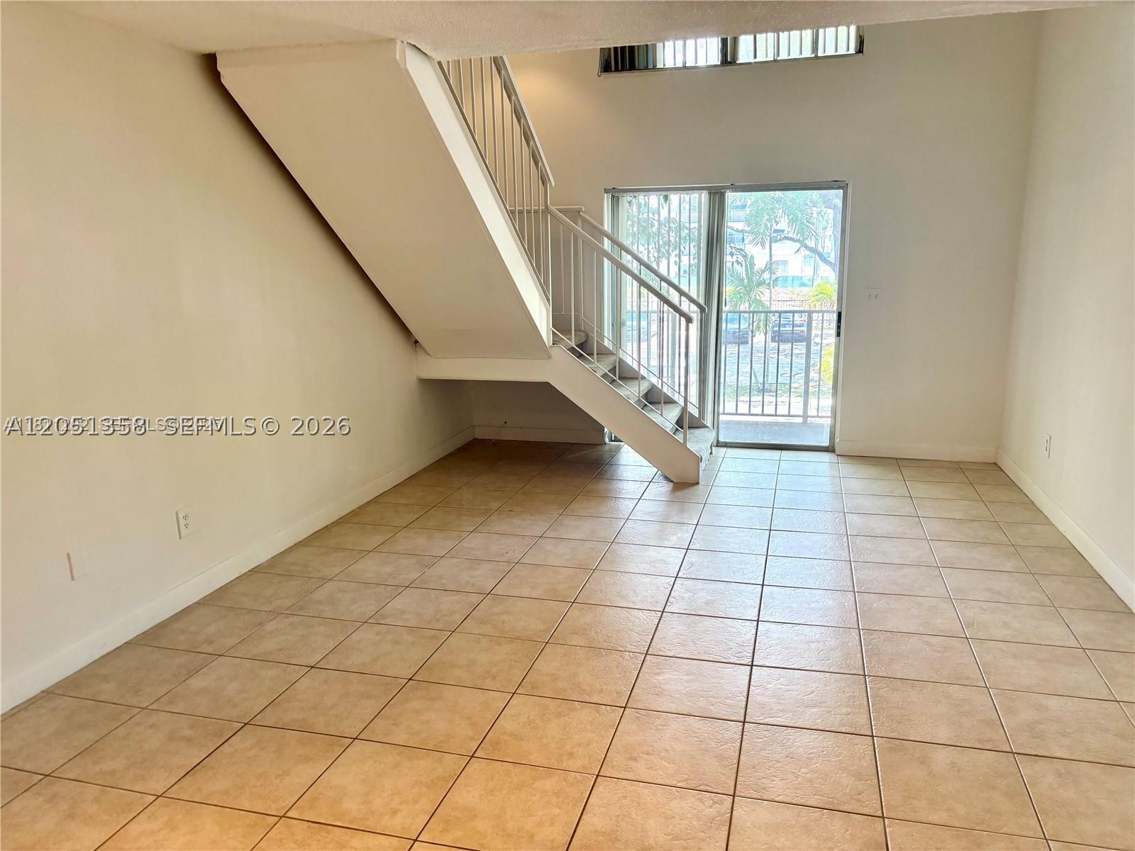 COURTYARDS AT KENDALL CON - Residential Lease