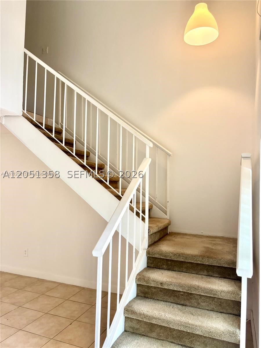 COURTYARDS AT KENDALL CON - Residential Lease