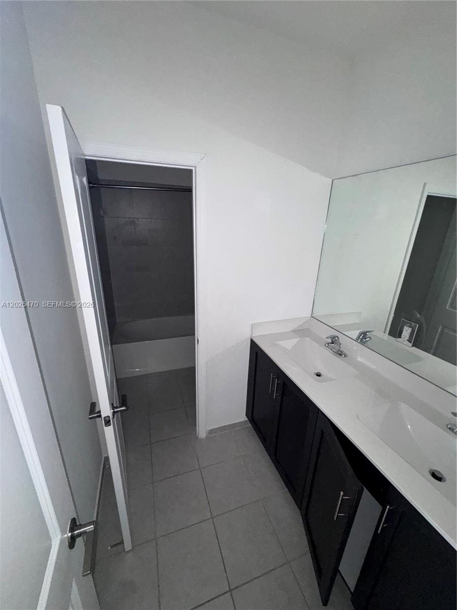 CAPRI AT OASIS - Residential Lease