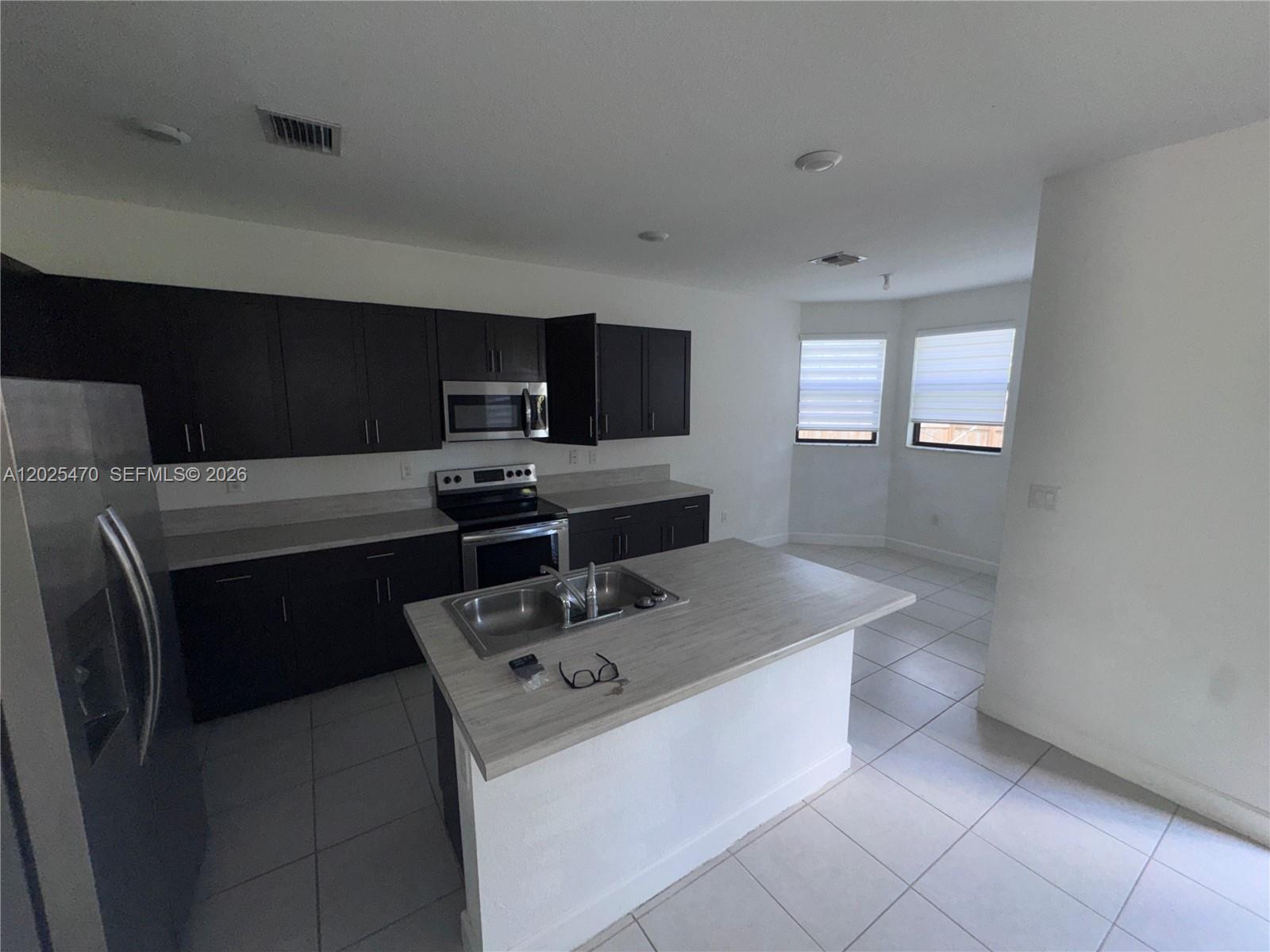 CAPRI AT OASIS - Residential Lease