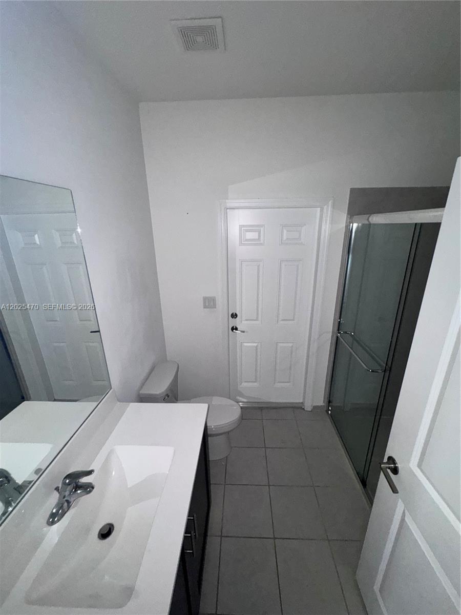 CAPRI AT OASIS - Residential Lease