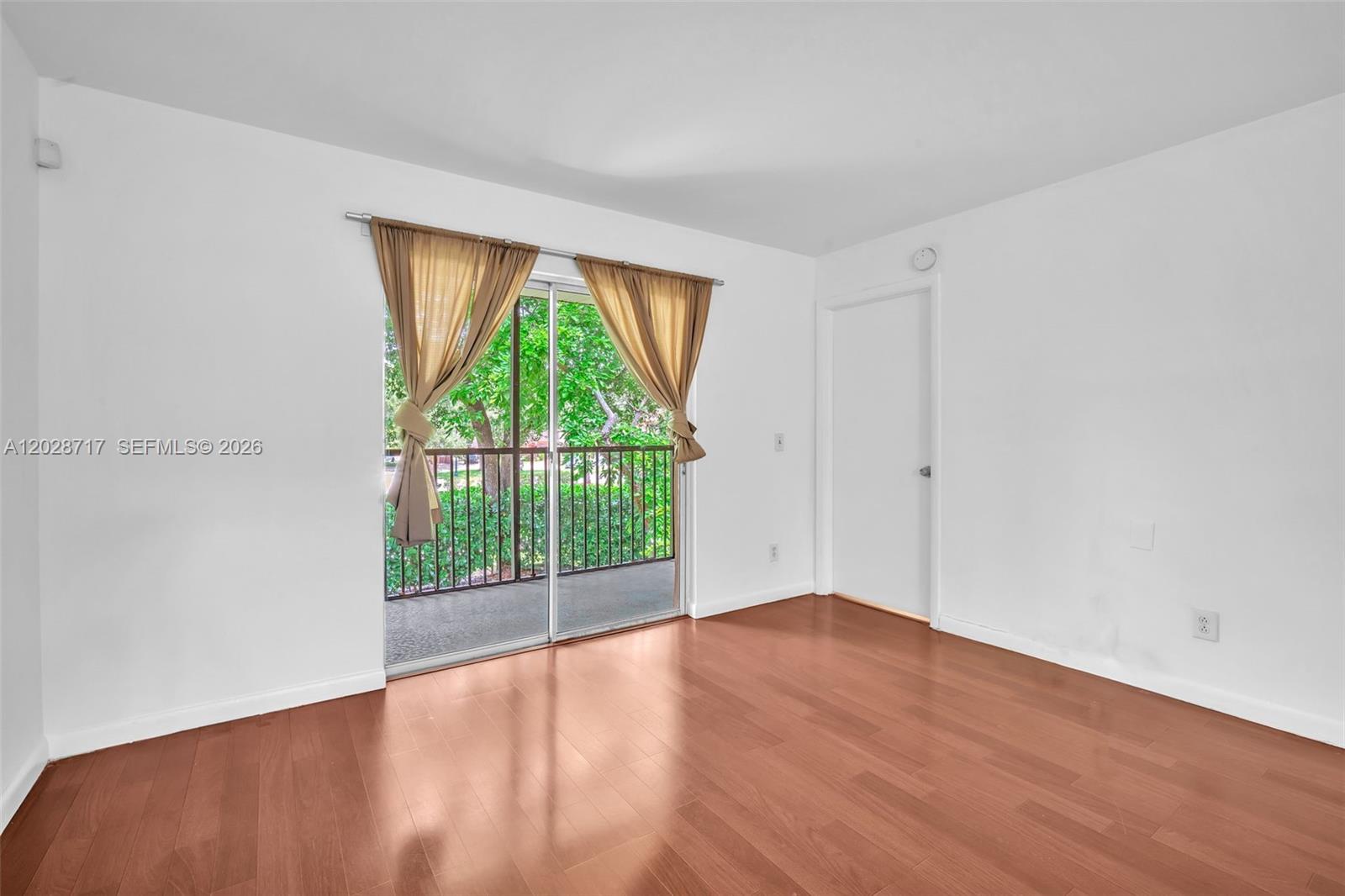 BELLA GRAND CONDO - Residential
