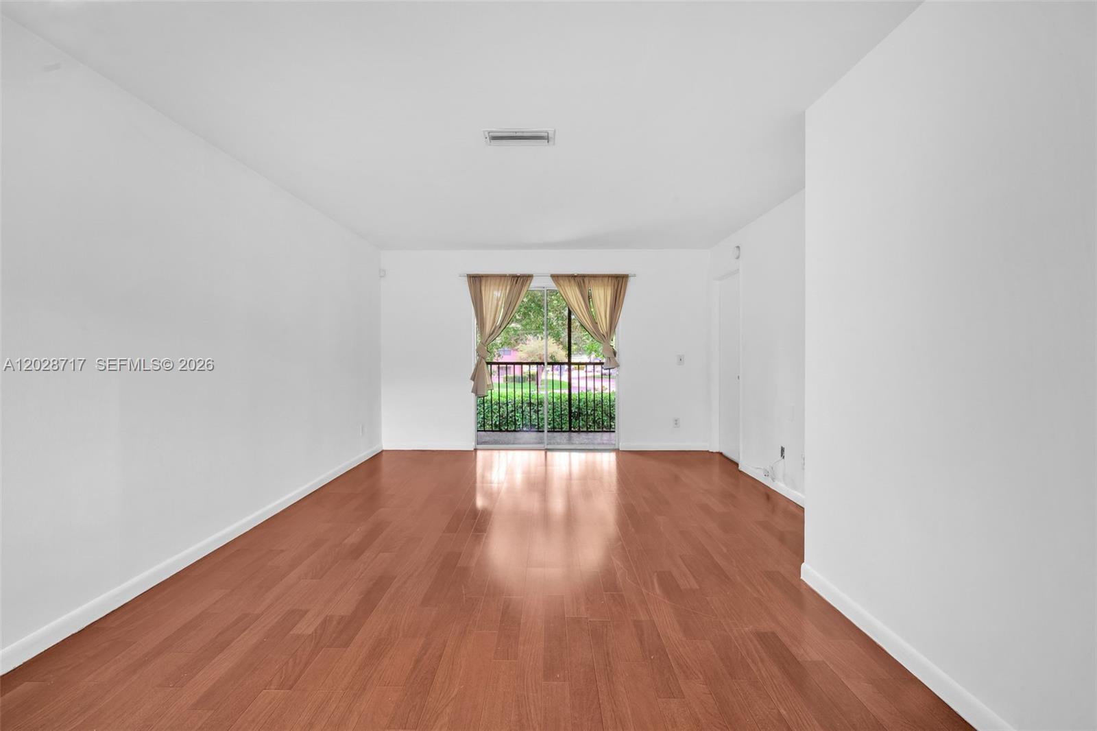 BELLA GRAND CONDO - Residential